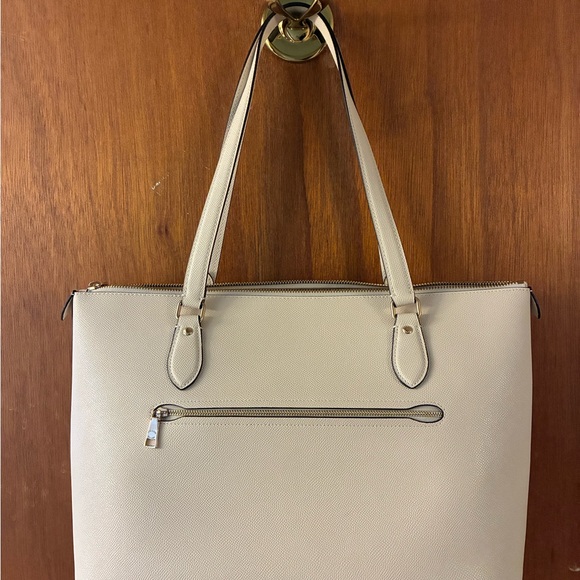 Coach Off-White Leather Tote - Picture 6 of 6